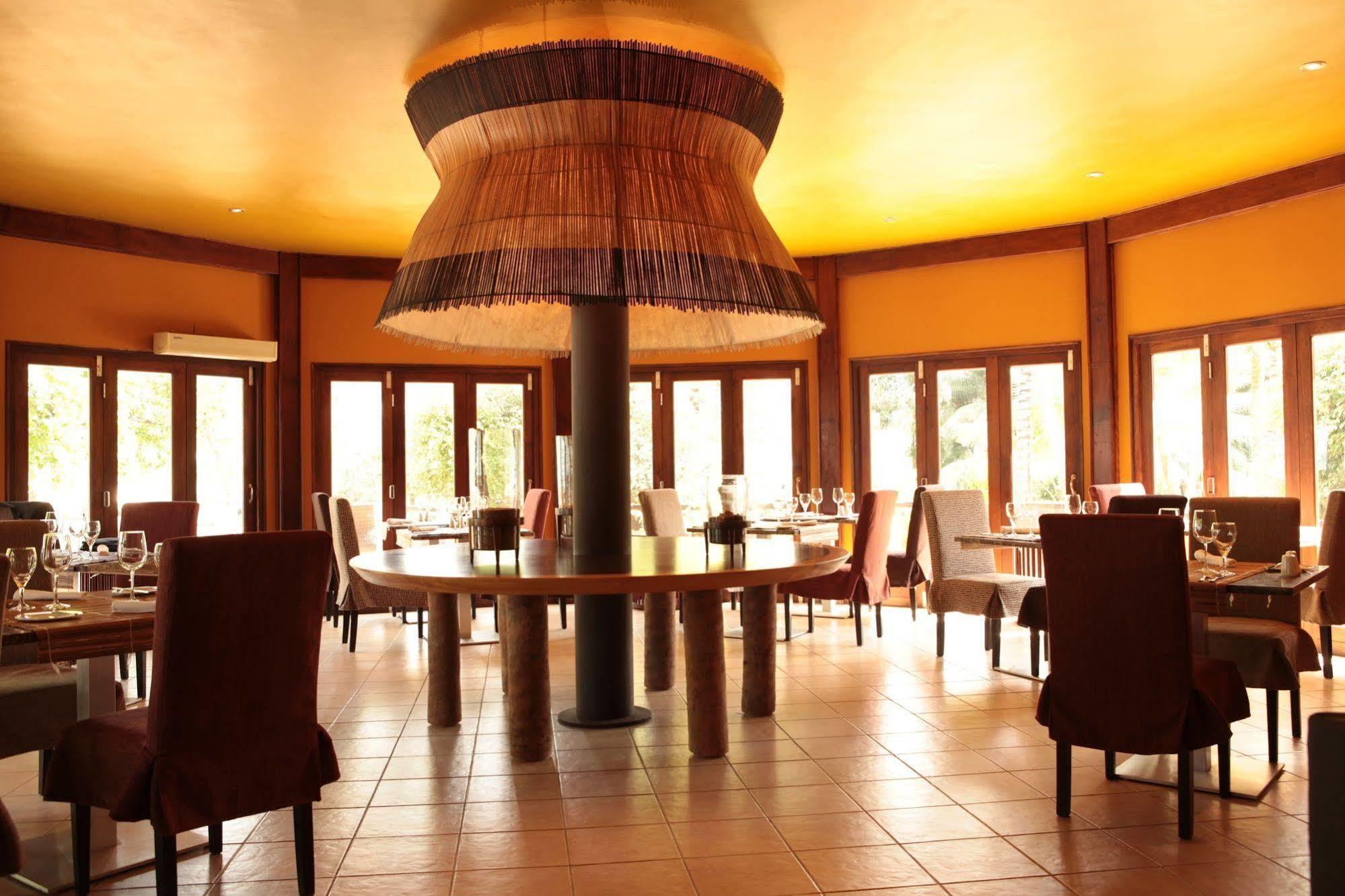 Omali Sao Tome Hotel ภายนอก รูปภาพ
