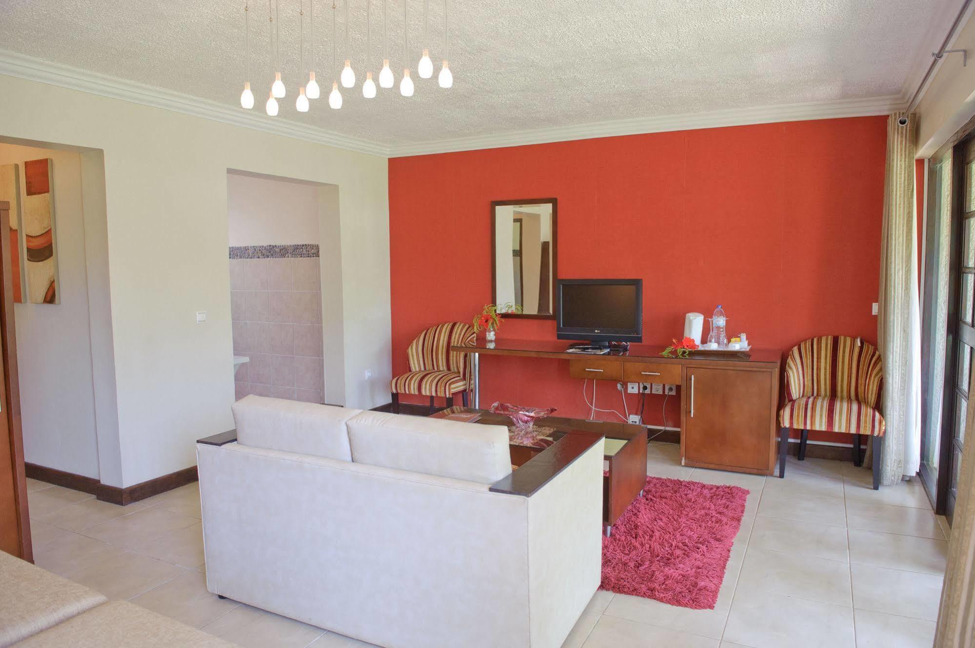 Omali Sao Tome Hotel ภายนอก รูปภาพ